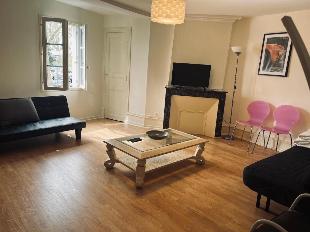 L'Appartement De Шинон Экстерьер фото